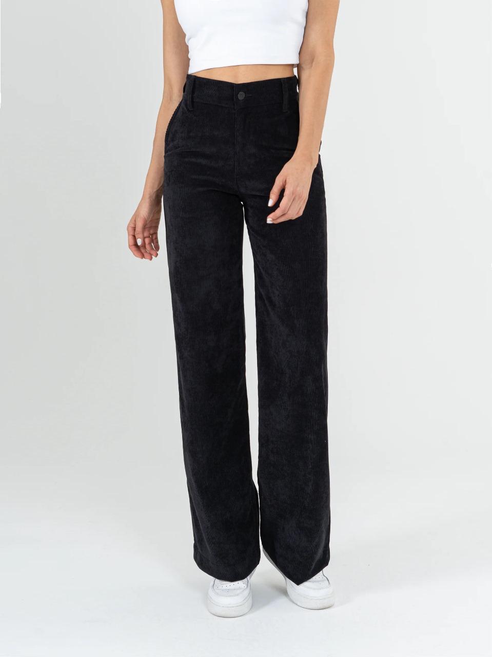 Pantalón bota recta en Pana suave