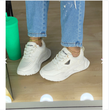 NUEVOS TENIS DE MODA BLANCOS PR NIZA