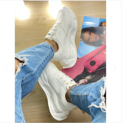 NUEVOS TENIS DE MODA BLANCOS PR NIZA