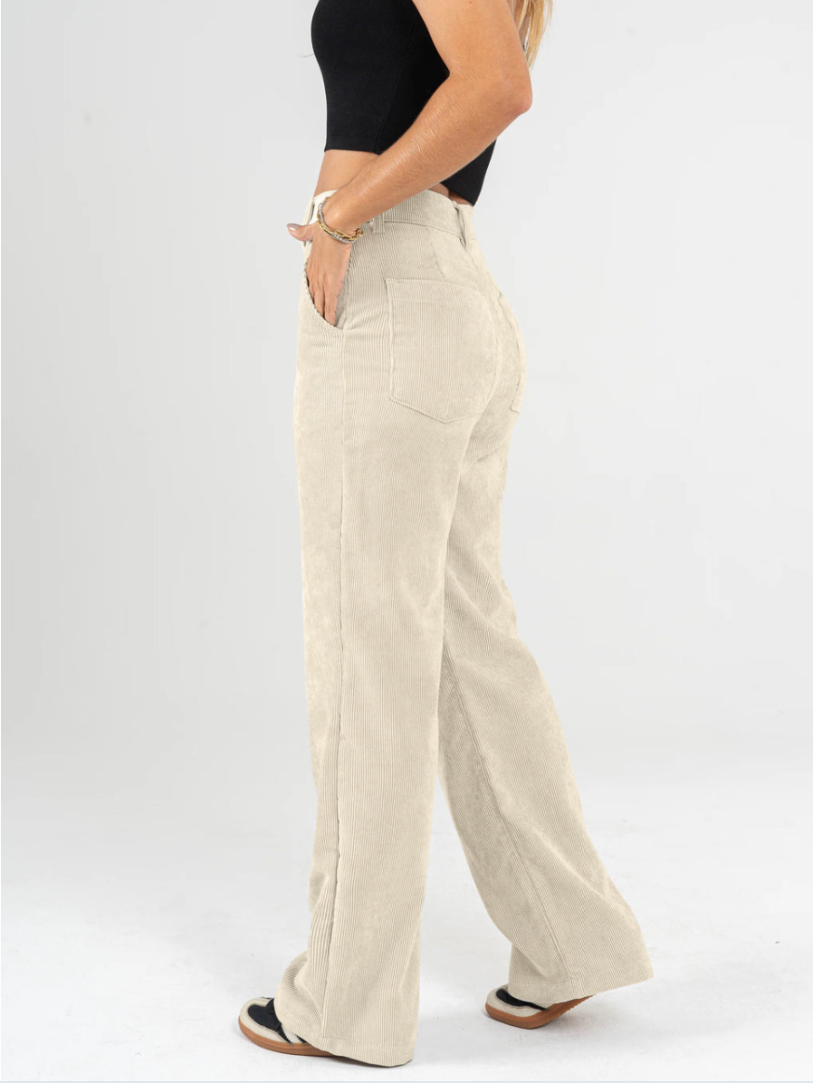 Pantalón bota recta en Pana suave