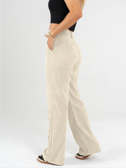 Pantalón bota recta en Pana suave