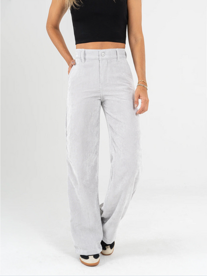 Pantalón bota recta en Pana suave